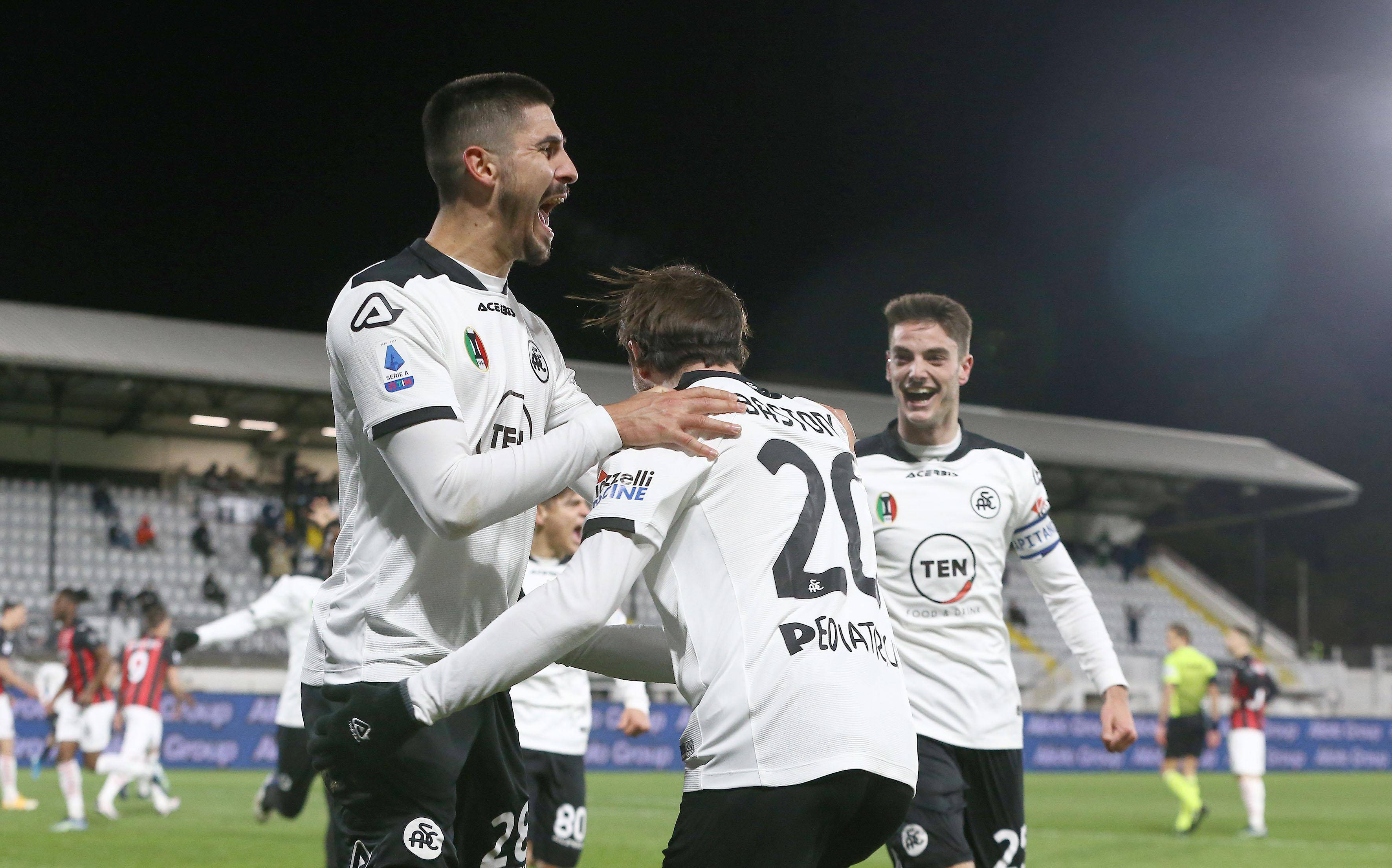 东方球队在国际足球赛中势如破竹的简单介绍 东方球队在国际足球赛中势如破竹的简单介绍