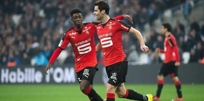 包含克莱蒙依主场胜利，高兴庆祝步入正轨的词条