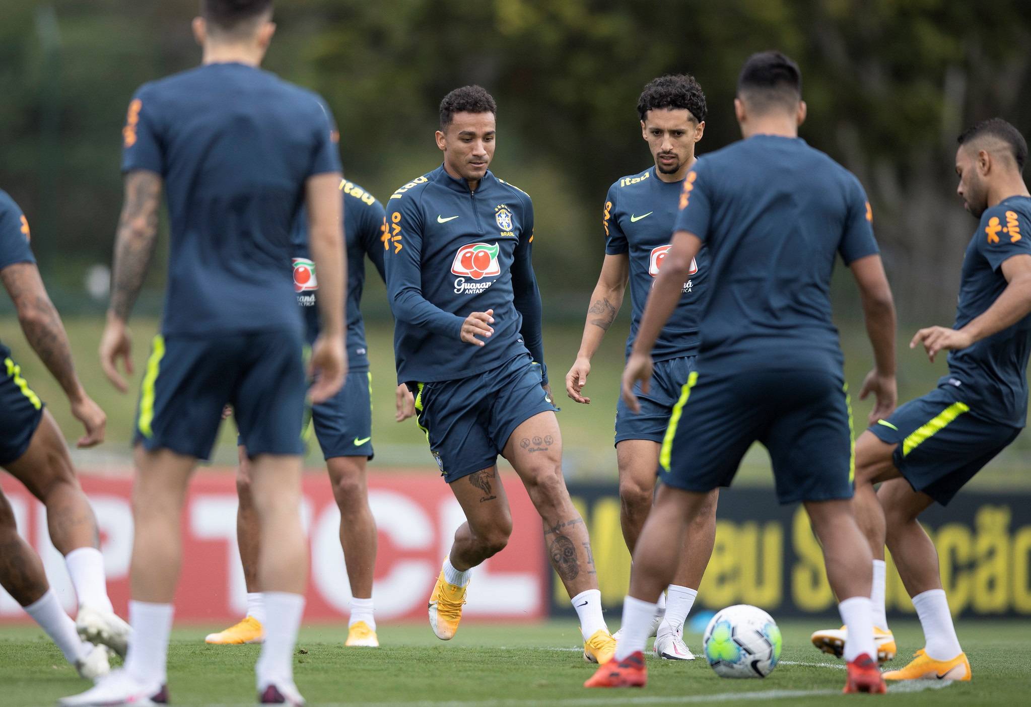 巴西队备战，迎接重大挑战