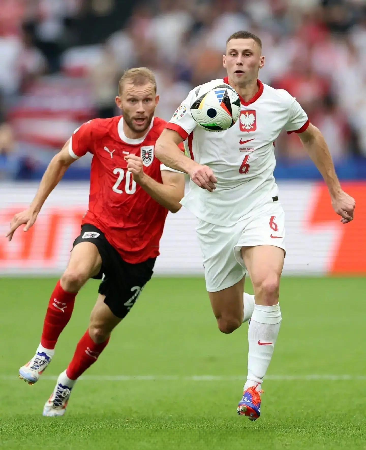 波兰晋级，成功跻身欧洲杯半决赛行列