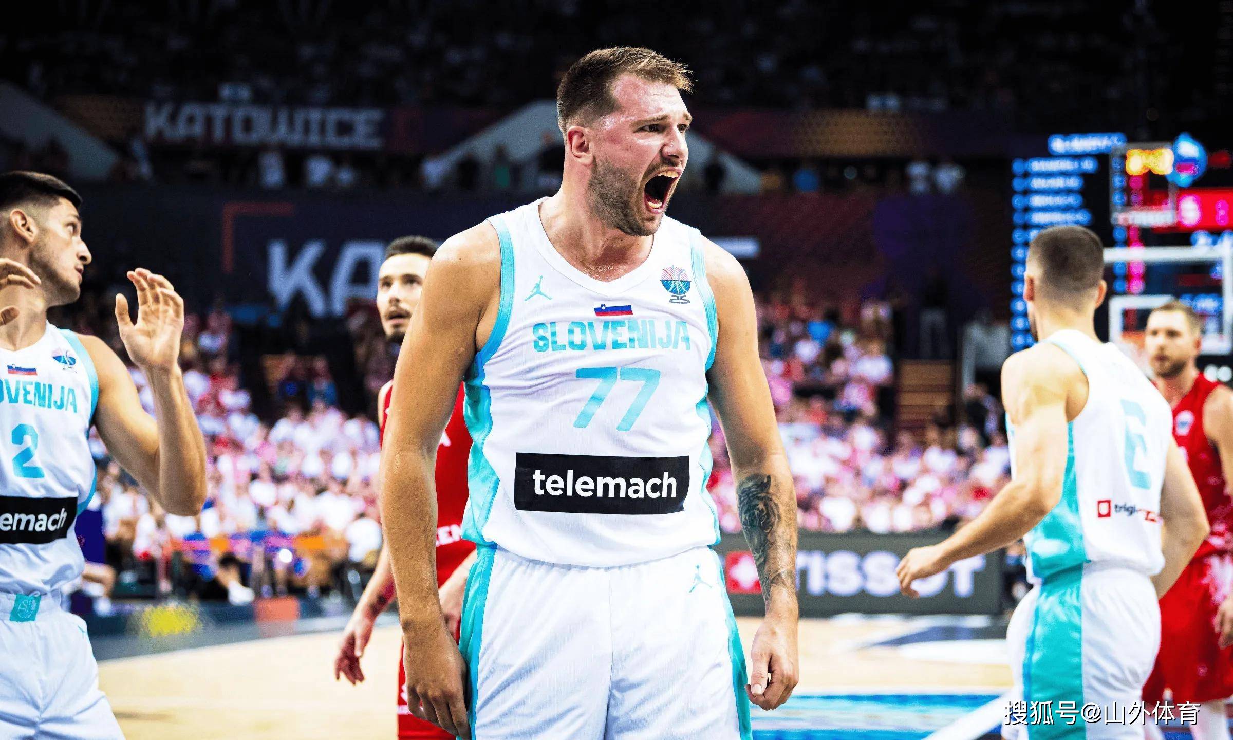 奥克兰队在欧锦赛对决保加利亚