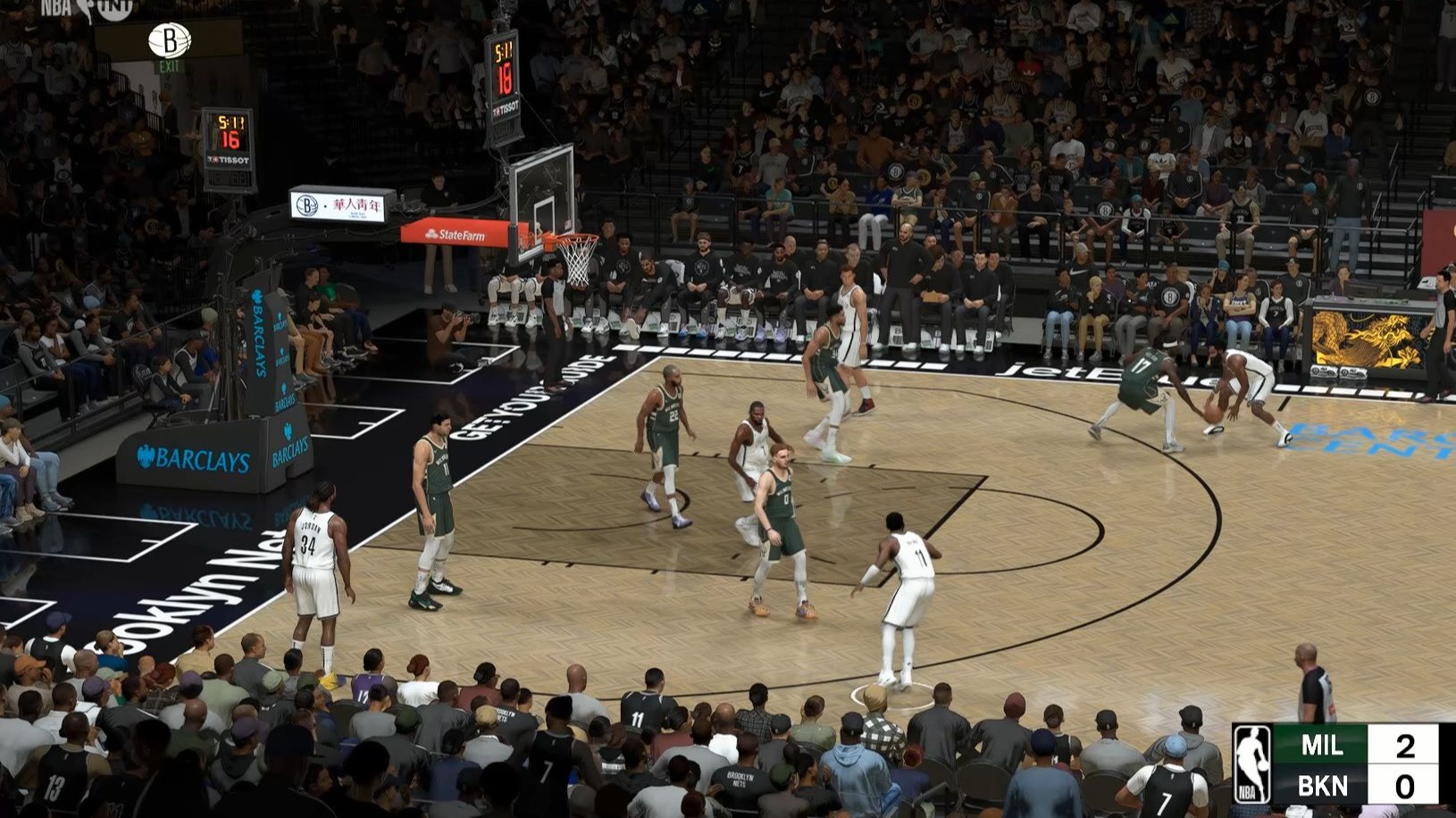 雄鹿主场不敌篮网遭遇尴尬 雄鹿主场不敌篮网遭遇尴尬