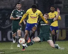 勒芒队客场全力争取平局,实力展示无惧强敌 勒芒队客场全力争取平局,实力展示无惧强敌